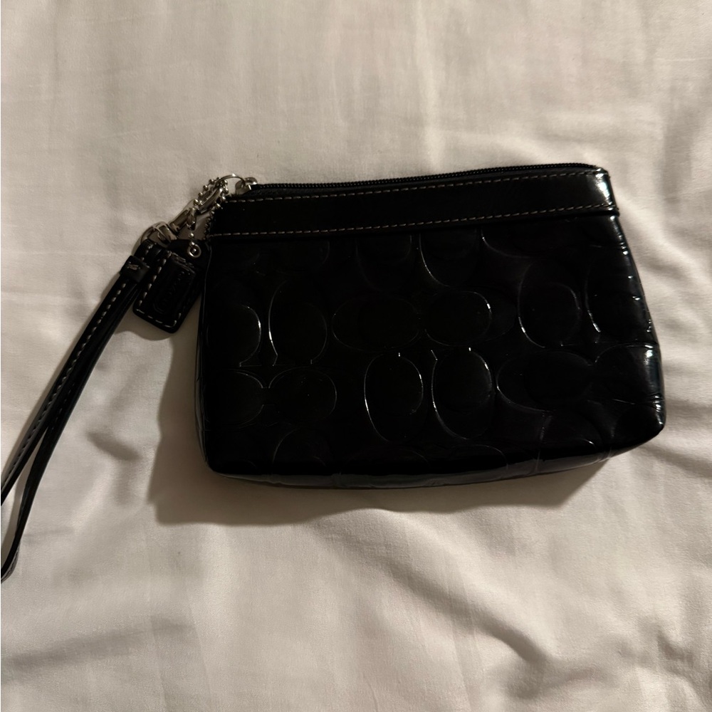 Coach wristlet💕 - Picture 2 of 4